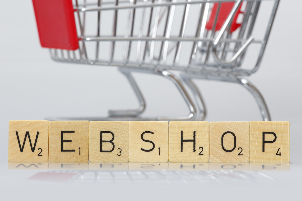 I dag her på bloggen skal vi tale om noget, som du helt sikkert kan få gavn af, hvis du har en butik. Vi skal nemlig tale om en Woocommerce webshop